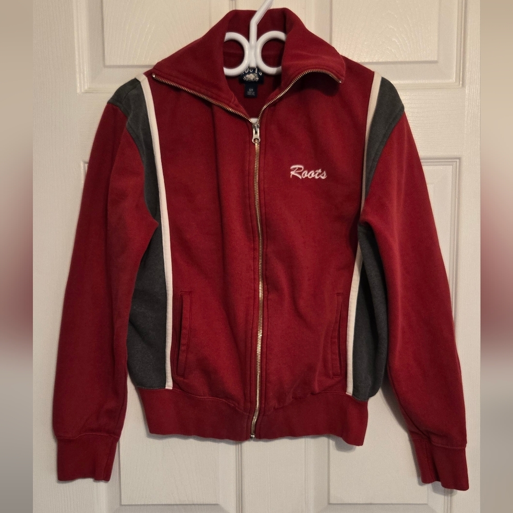 Classic Vintage Roots Zip-Up Sweater